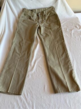Levi's Men's Chino straight leg Pants in Light Khaki